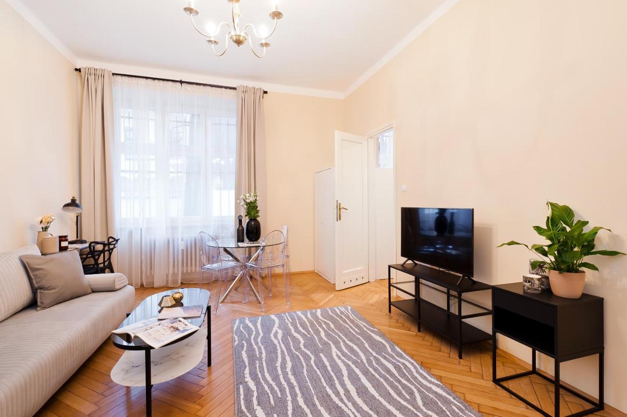 - Loftaffair Apartment Krakow